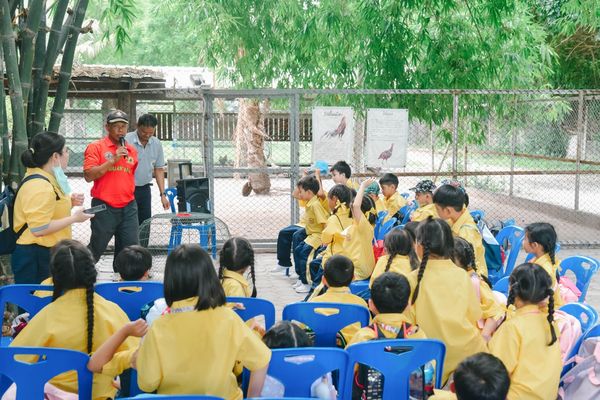 โรงเรียนปรีชานุศาสน์